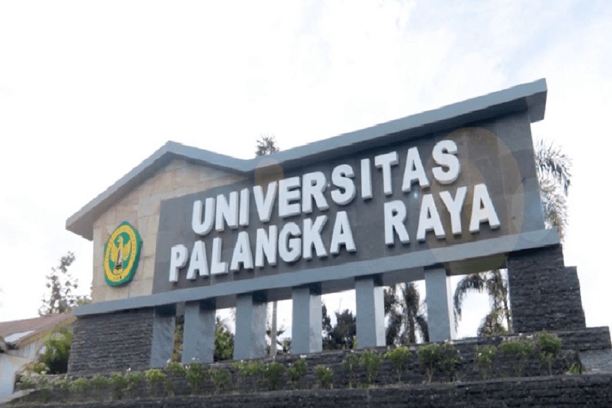 Tugu Universitas Palangka Raya. ANTARA/Dokumentasi pribadi.