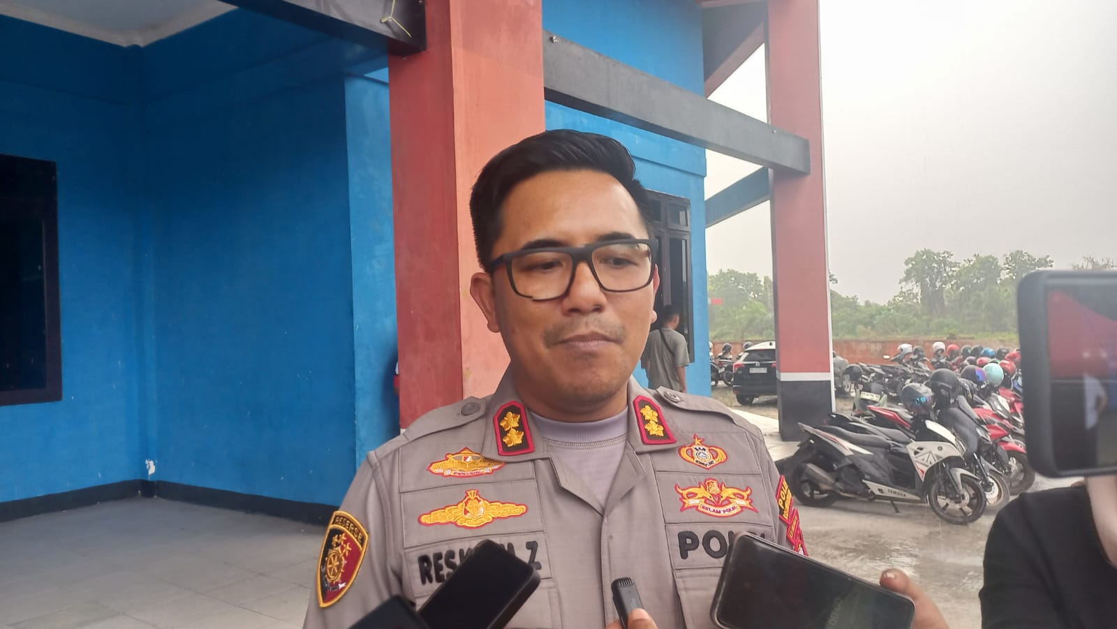 Kapolres Kotim AKBP Resky Maulana Zulkarnain mengatakan, delapan pos tersebut terdiri dari lima pos pengamanan, satu pos pelayanan, dan dua pos terpadu.  (Akbar/Radar Sampit)