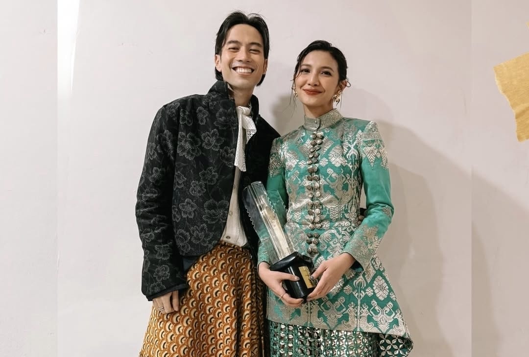 Almarhum Vidi Aldiano bersama Istri Sheila Dara Aisha (instagram)
