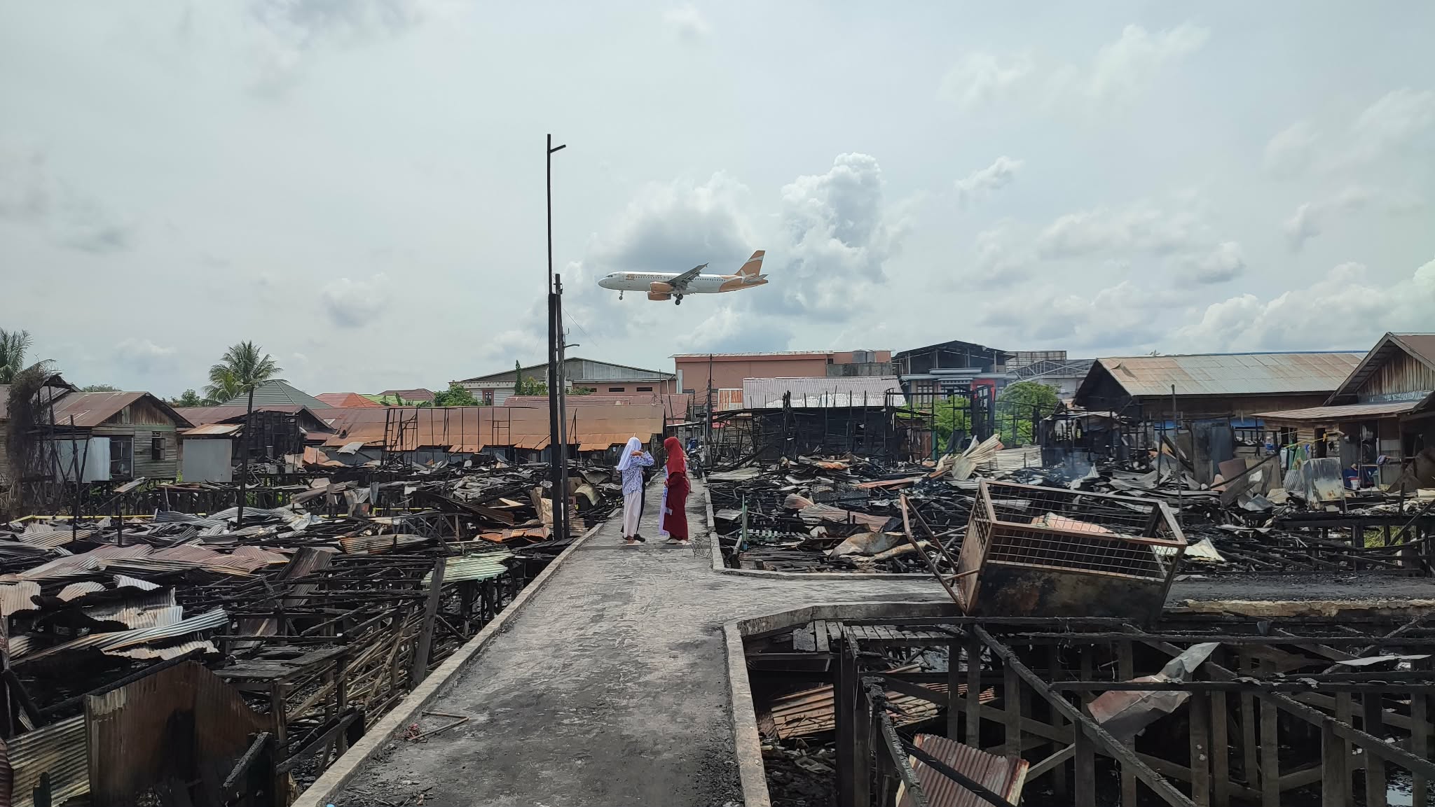 Lokasi kebakaran di Gang Suka Maju, Jalan Dr Murjani, belakang Teknik Ban,Palangka Raya yang menghanguskan 25 rumah warga.