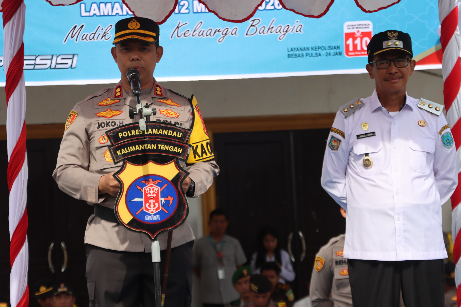 Kapolres Lamandau memimpin apel gelar pasukan ops ketupat.    