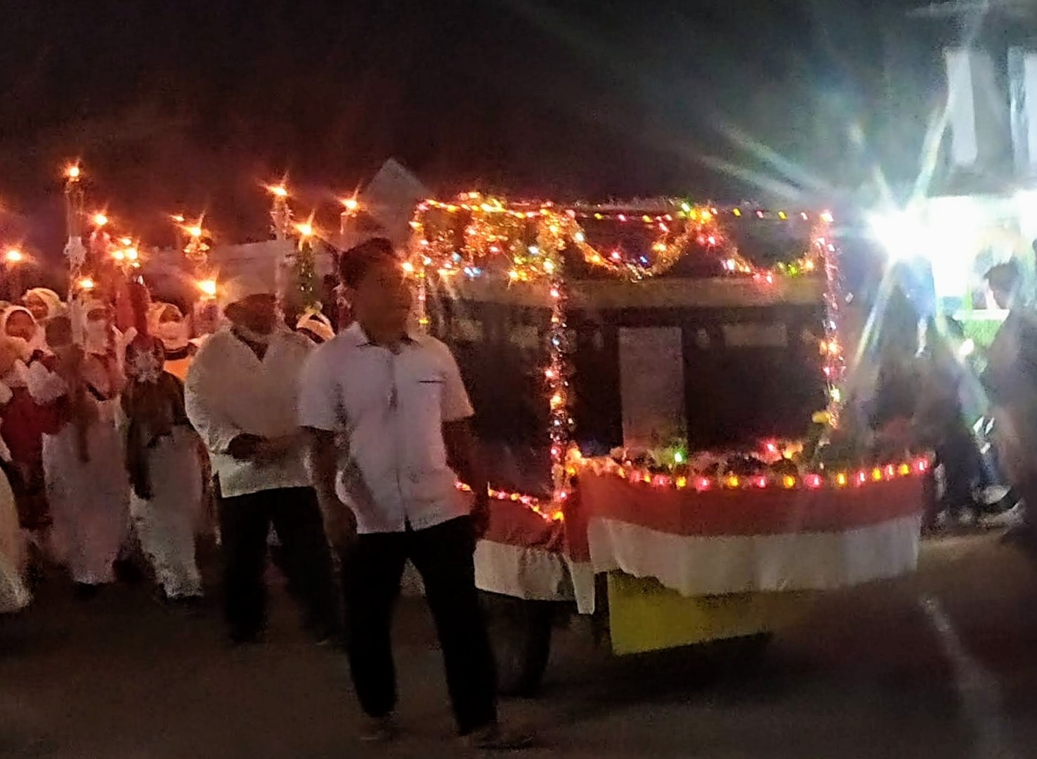 Suasana malam takbiran di Sampit beberapa waktu lalu. (Dok. Oes)