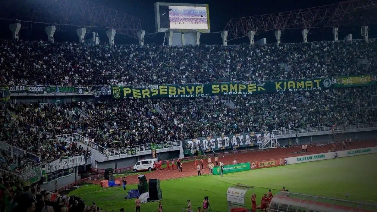 Pelanggaran suporter Persebaya Surabaya di Stadion Gelora Bung Tomo yang berujung sanksi denda Komdis PSSI. (Dok. Persebaya)