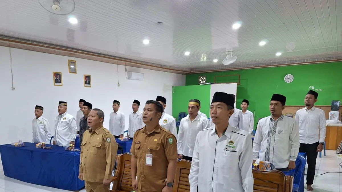 Pengurus DPD LDII Kotim saat mengikuti Munas ke X LDII secara daring, yang juga dihadiri perwakilan Pemkab Kotim, Rabu (8/4).(istimewa/LDII Kotim)