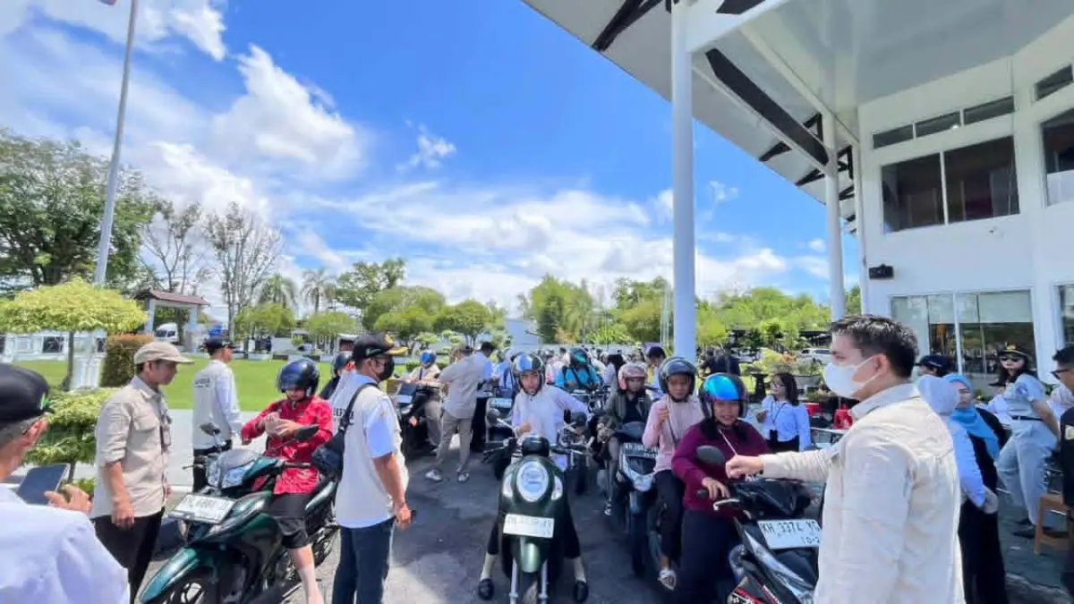 Suasana razia penertiban pajak kendaraan bermotor di Kota Palangka Raya, Kamis (9/4).(dodi/radarsampit)