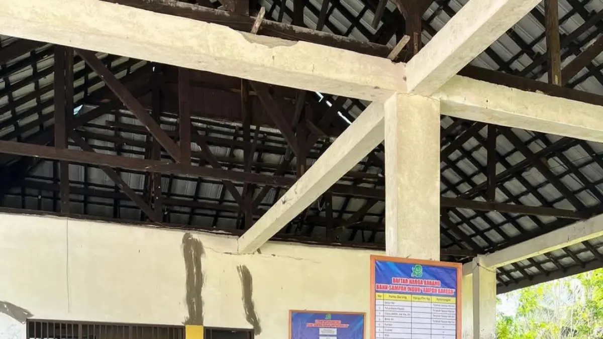 Lokasi bank sampah induk Ampah Barega yang dikelola oleh DLHKP Gunung Mas. (dlhkp gunung mas)  

