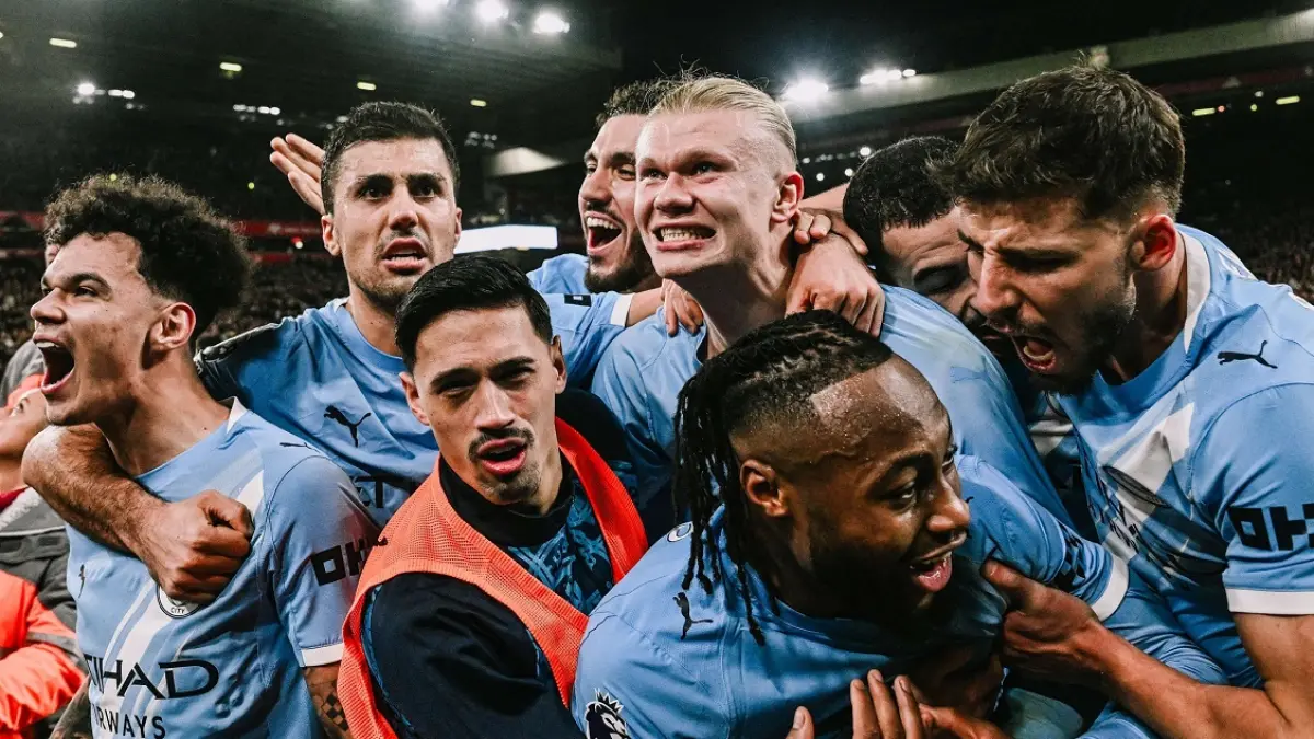 ON FIRE: Para pemain Man City memiliki peluang besar menggeser Arsenal di puncak klasemen, melalui hasil laga Liga Inggris pekan ini.(net)