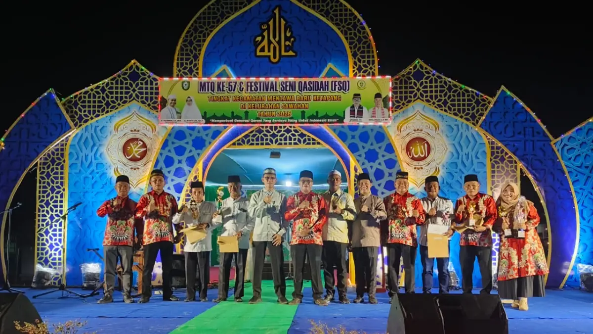 Pembukaan MTQ dan FSQ ke-57 tingkat Kecamatan yang digelar di Masjid Al Hidayah Jalan Antang Barat III Sampit, Jumat (24/4).  (Akbar/Radar Sampit)