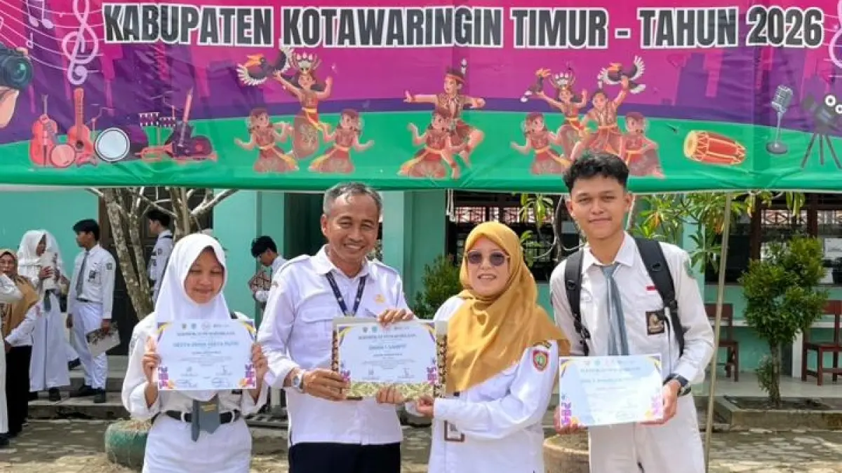 SMA Negeri 1 Sampit mendominasi juara dalam Festival Lomba Senin dan Sastra Siswa Nasional (FLS3N) tingkat SMA/SMK/MA se-Kabupaten Kotawaringin Timur.