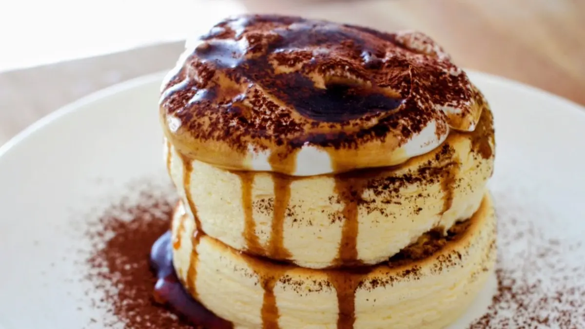 Kue Souffle rasa coklat dengan kandungan es krim. (net)