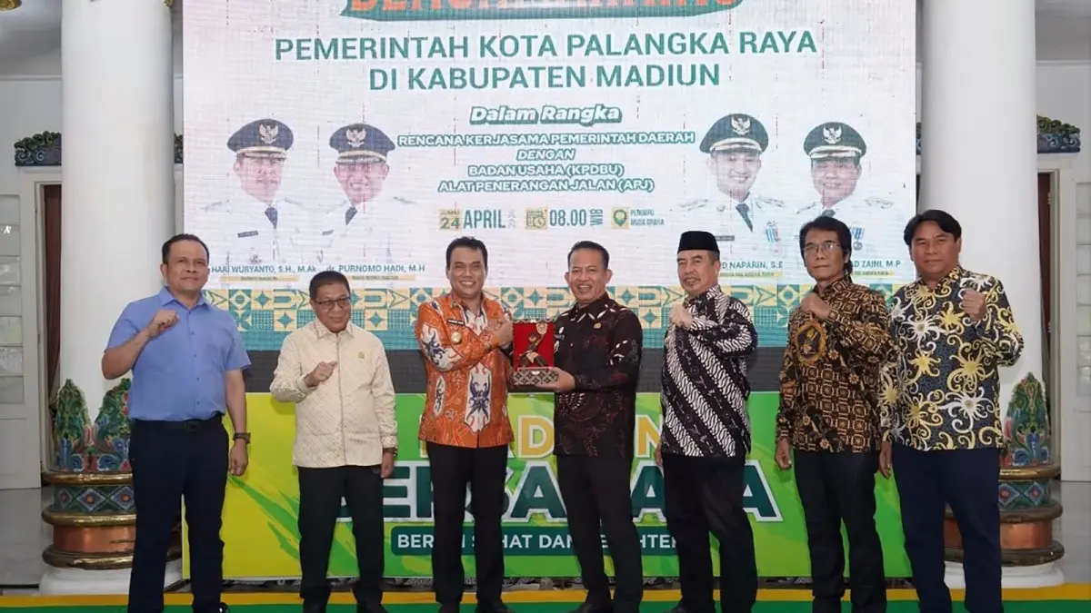 KUNKER: Dudie B Sidau (pojok kanan) turut mengikuti studi ke Kabupaten Madiun mempelajari KPDBU.(istimewa)
