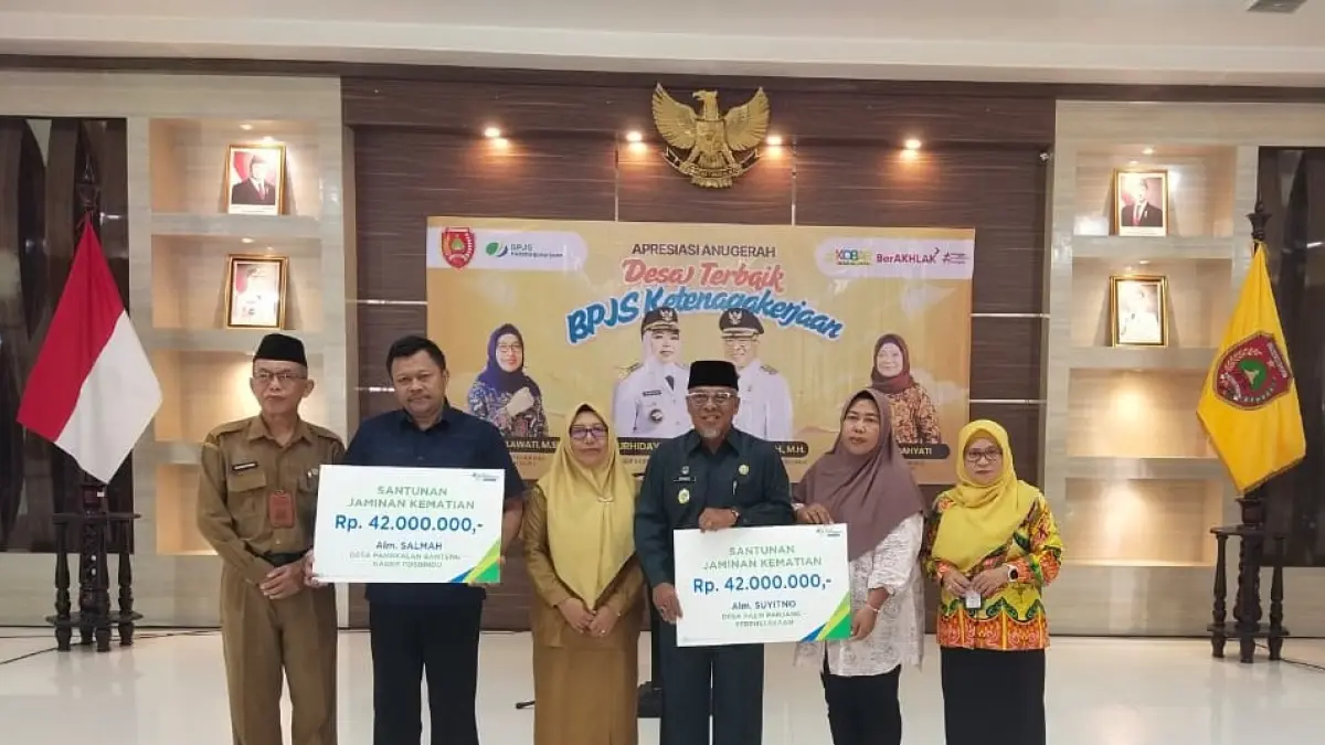 Penyerahan santunan JKM BPJS Ketenagakerjaan kepada para ahli waris