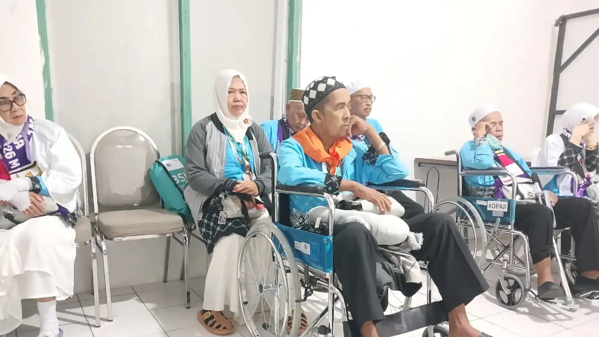 Dua jemaah calon haji asal Kabupaten Kotim, Muhammad Sahnul Basri (60) dan Siti Jamilah Rizkiman (56), akhirnya berangkat ke Tanah Suci setelah sempat tertunda karena sakit.  