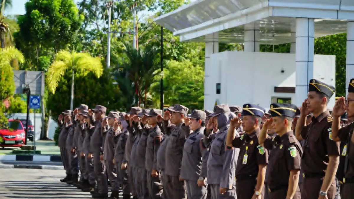  Upacara peringatan HUT ke-75 Persatuan Jaksa Indonesia (PERSAJA), Rabu (6/5) di halaman kantor Kejati Kalteng.(istimewa)