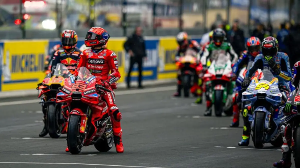 GP PRANCIS: Pembalap MotoGP saat tampil di sirkuit Le Mans, musim lalu. (net)