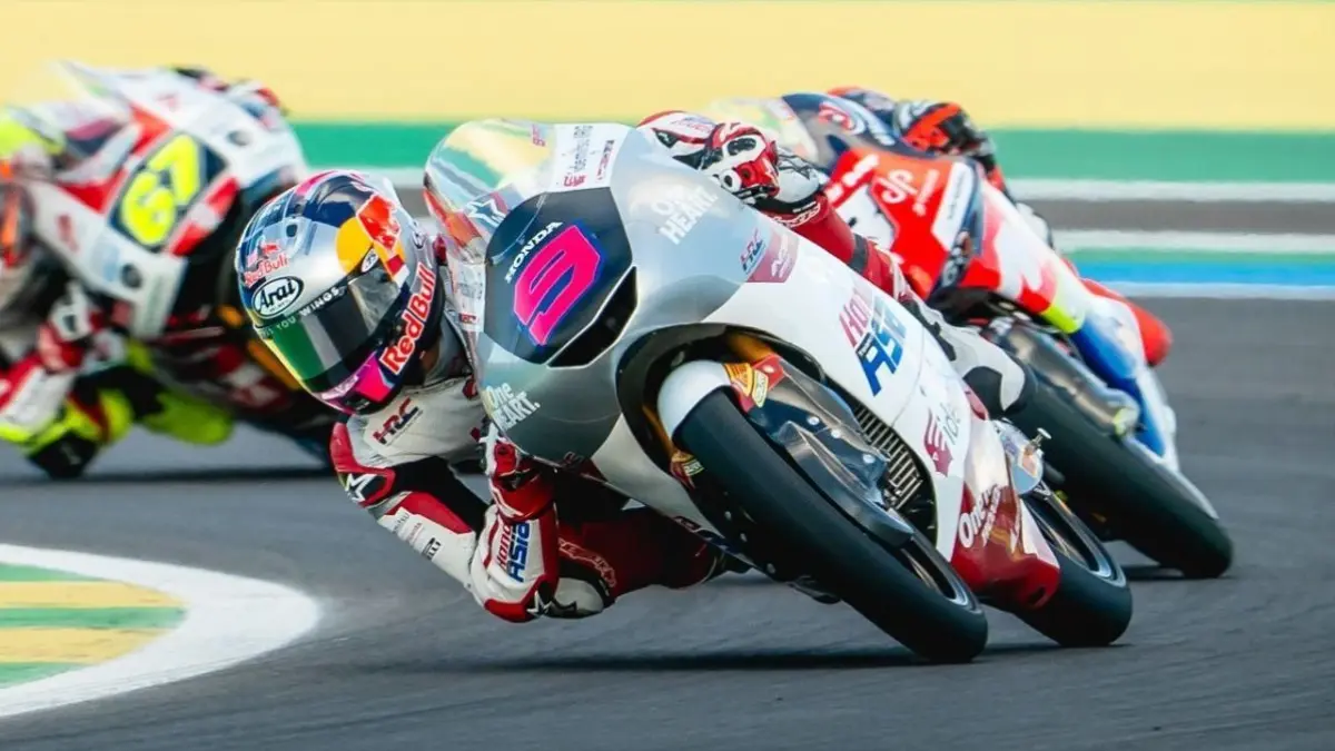 Aksi pembalap Indonesia Veda Ega Pratama, yang tampil di Moto3 dan kini menempati urutan ke 5 klasemen sementara.(net)