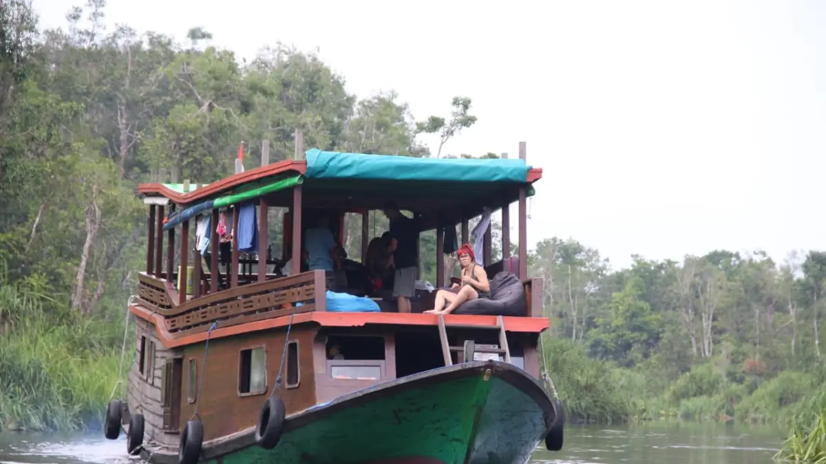 Kelotok wisata menuju Taman Nasional Tanjung Puting (TNTP), Kabupaten Kotawaringin Barat, belum lama ini. (AHMAD YANI/RADAR SAMPIT)