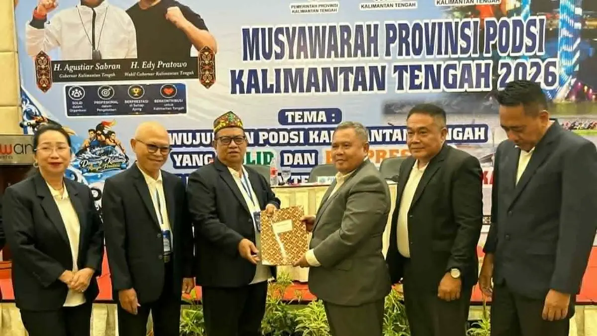 TERPILIH : Juni Gultom terpilih sebagai Ketua Umum Pengurus Provinsi (Pengprov) Persatuan Olahraga Dayung Seluruh Indonesia (PODSI) Kalteng. FOTO: DODI/RADAR SAMPIT