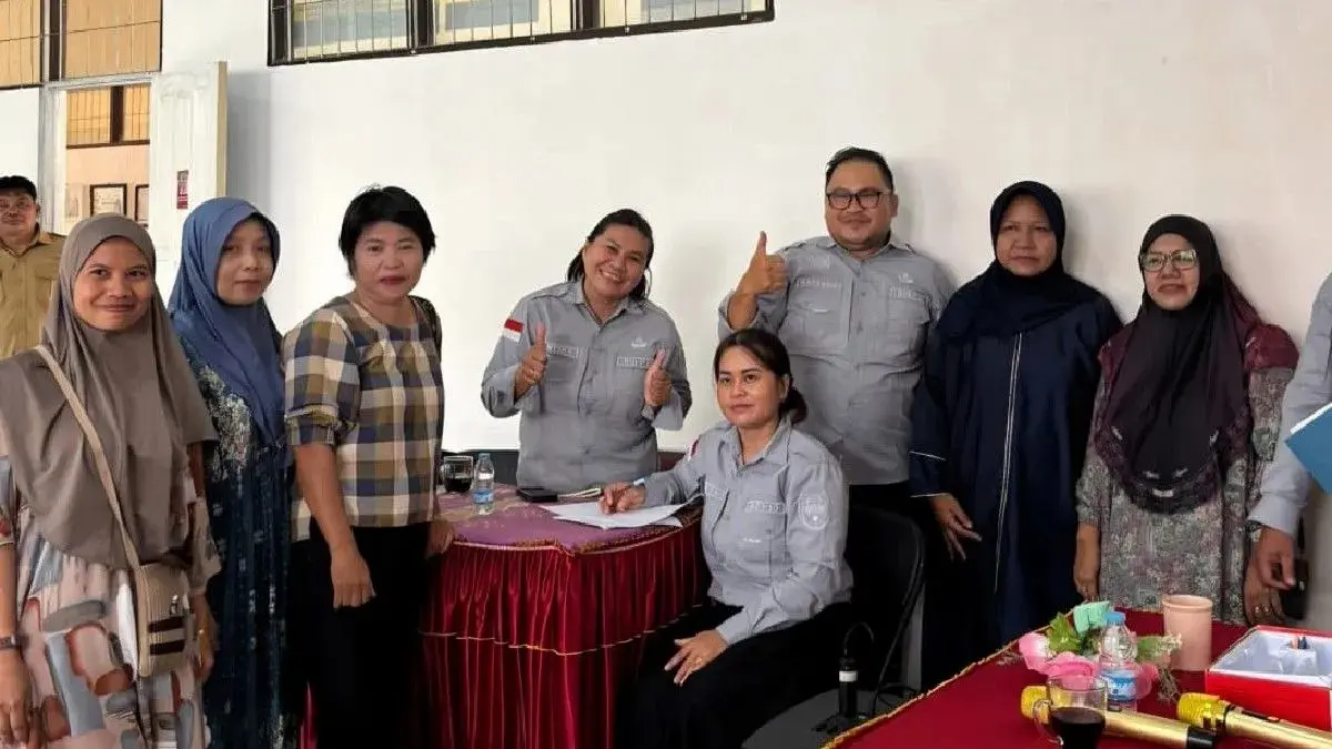 Tim Bapenda Gumas ketika bersama para pelaku usaha di Kecamatan Rungan, Senin (11/5). (BAPENDA GUNUNG MAS)

&nbsp;