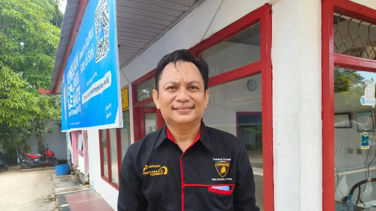 Manajer SPBU Samuda, Adi, menegaskan pihaknya telah menerapkan pelayanan prioritas bagi kendaraan darurat seperti ambulans, pemadam kebakaran, dan layanan kesehatan lainnya.  (Akbar/Radar Sampit)