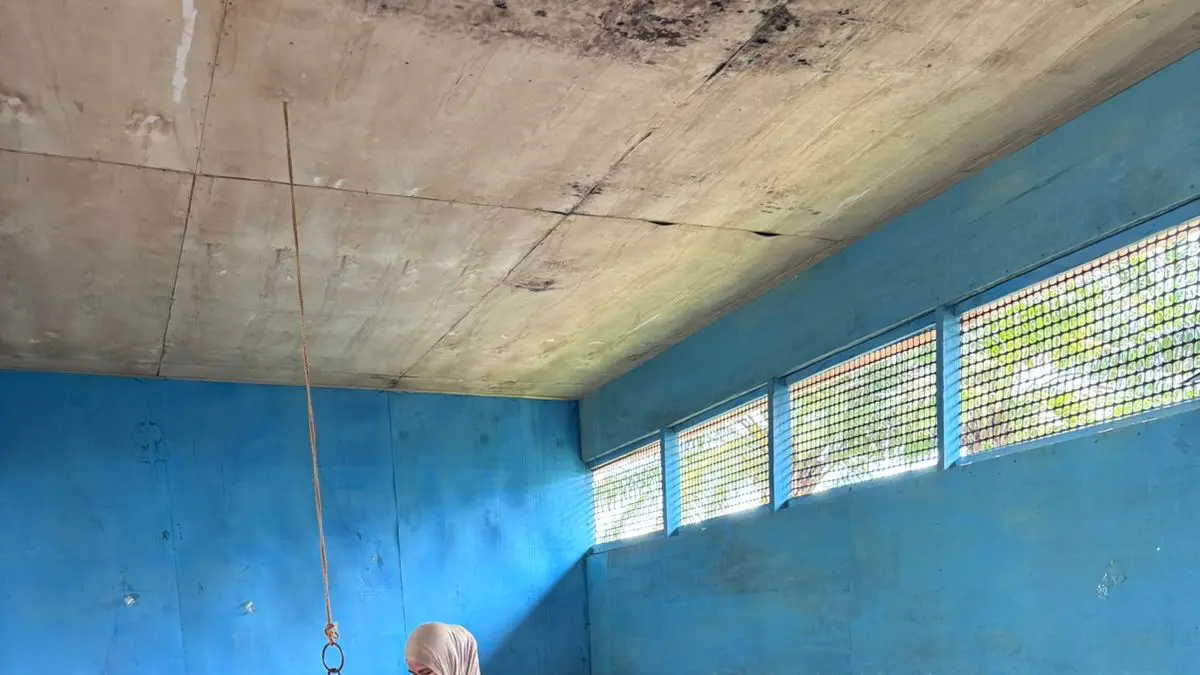 Pemberian vaksin bagi Balita oleh tenaga kesehatan PT GBSM di Posyandu Desa Muara Dua, Kecamatan Seruyan Hilir, Kabupaten Seruyan, Kalimantan Tengah. 