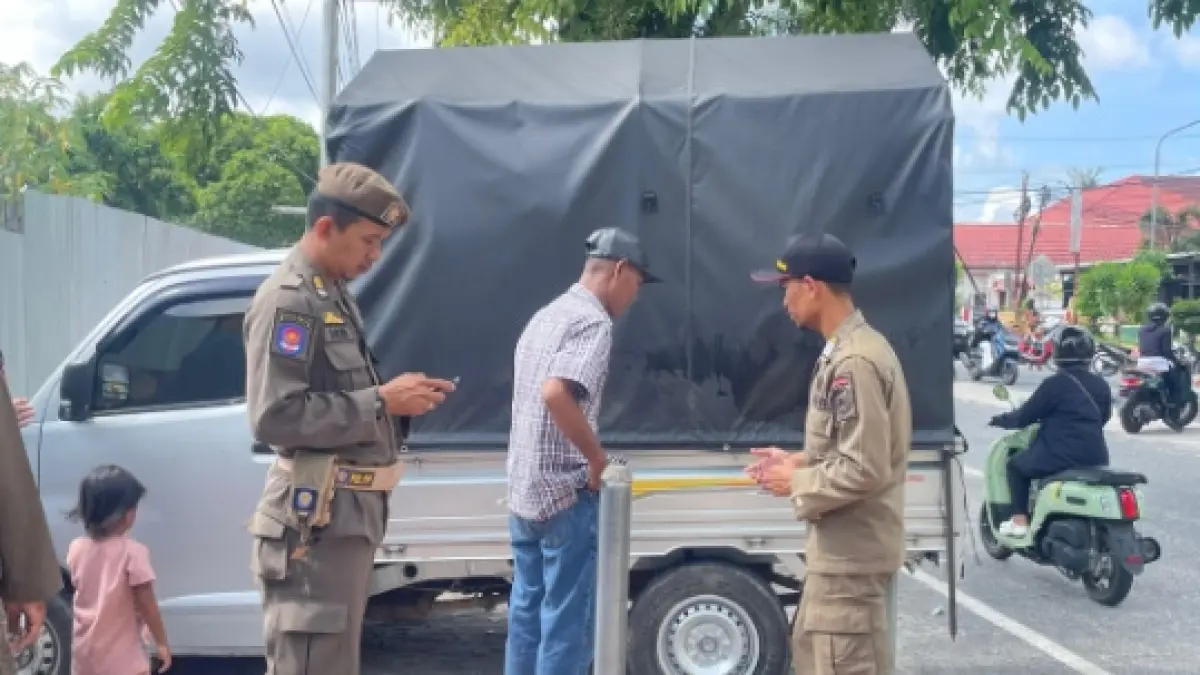 Penertiban pedagang kaki lima di Jalan Sutan Syahrir, Kelurahan Sidorejo, Kecamatan Arut Selatan, Kabupaten Kotawaringin Barat, Rabu 20 Mei 2026. (SATPOL PP KOBAR) 