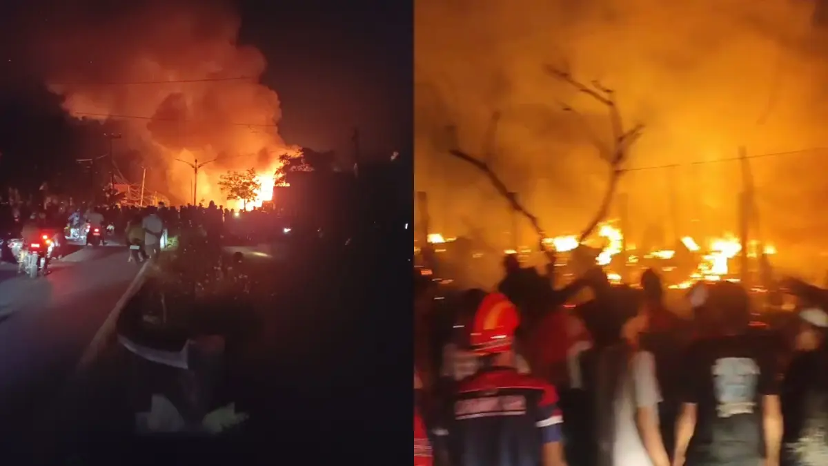 Kerumunan warga menonton kebakaran menyulitkan pemadam untuk mendekat ke lokasi kejadian