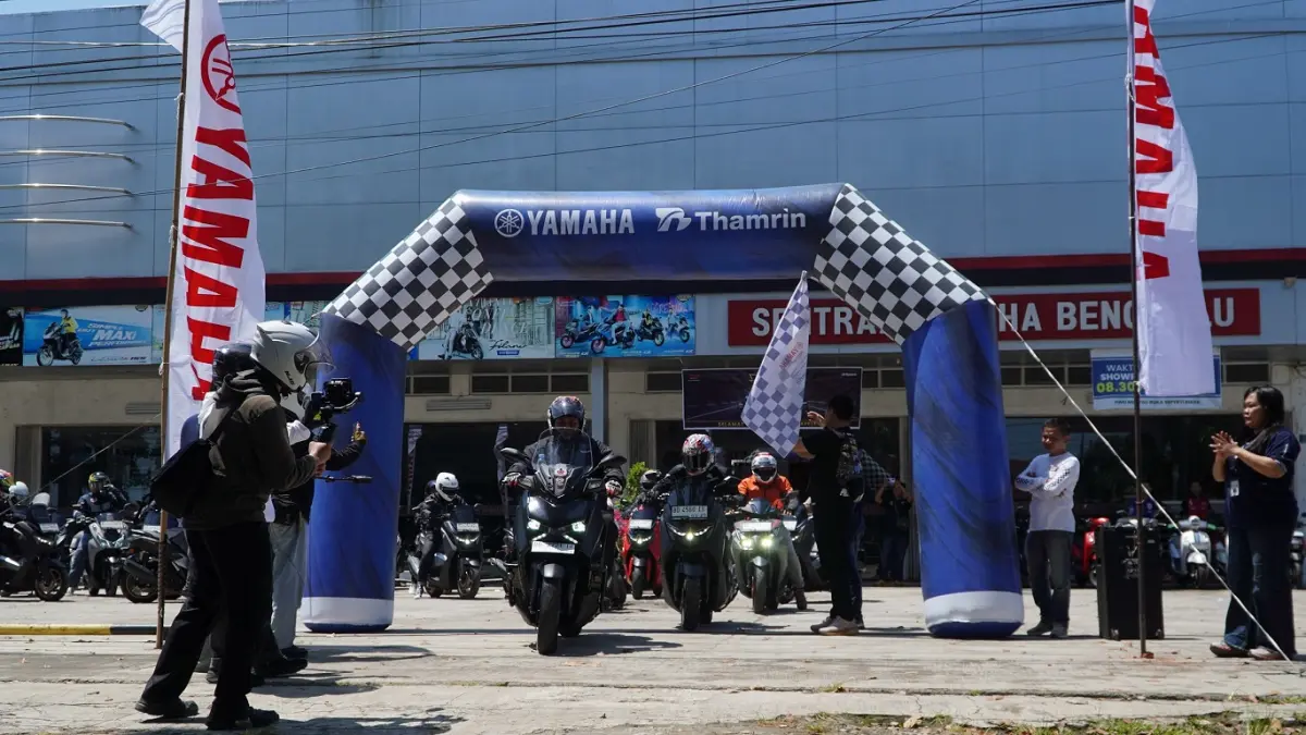 Peserta MAXi Tour Boemi Nusantara saat di Bengkulu. (istimewa/yamaha)