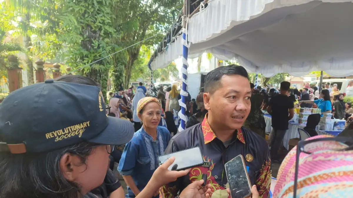 Kepala DPKP Kotim, Yephi Hartady Periyanto, mengatakan kenaikan BBM berdampak pada produksi dan distribusi pangan.  (Akbar)