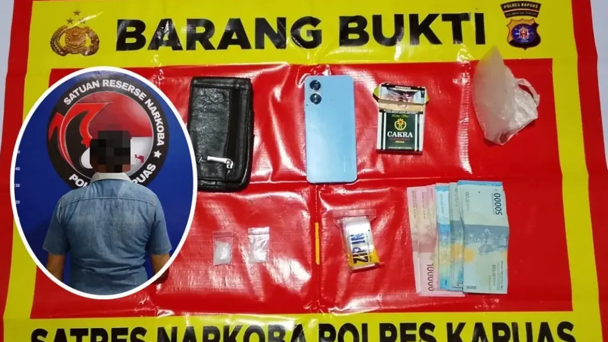 Pelaku S dan sejumlah barang bukti diamankan di Satresnarkoba Polres Kapuas, Jumat (22/5/2026). (Polres Kapuas)