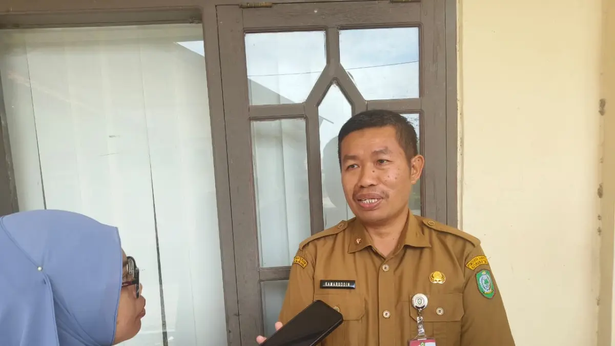 Kepala BKPSDM Kotim, Kamaruddin Makkalepu, mengatakan kebijakan itu mengacu pada aturan pemerintah yang tidak lagi memperbolehkan tenaga non-ASN di instansi pemerintahan.  (Akbar/Radar Sampit)