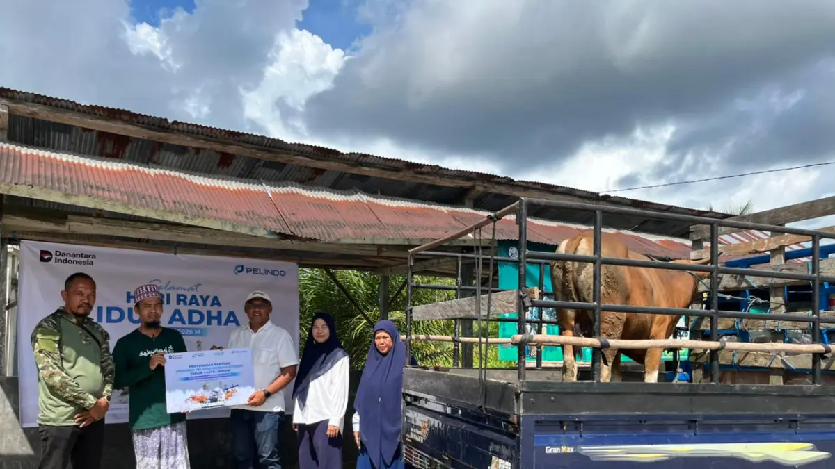 Branch Bumiharjo Bagendang menyerahkan seekor sapi qurban kepada Masjid Darut Taqwa &nbsp;di Desa Pangkalan Satu, Kecamatan Kumai, Kabupaten Kotawaringin Barat, dan seekor sapi kepada Desa Sumber Makmur Kecamatan Mentaya Hilir Utara, Kabupaten Kotawaringin Timur.