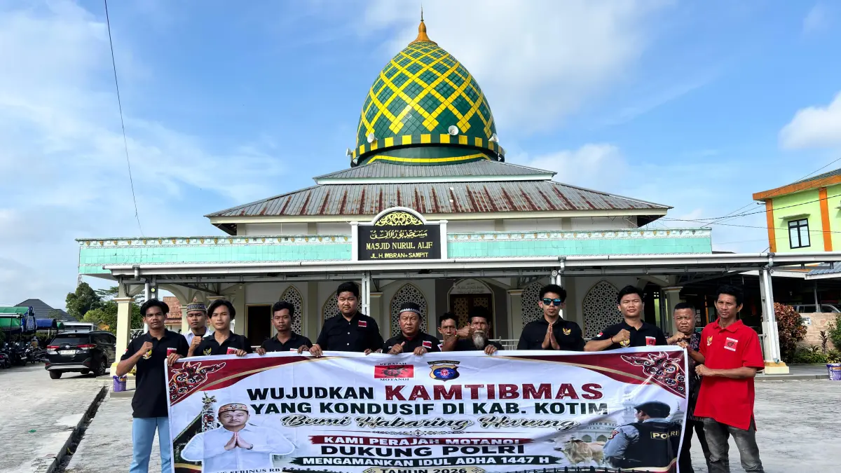Perajah Motanoi turut membantu pengamanan pelaksanaan Iduladha 1447 H di Kotim dengan melakukan patroli dan penjagaan di lokasi Salat Ied hingga pemotongan hewan kurban. (Perajah Mantoi)