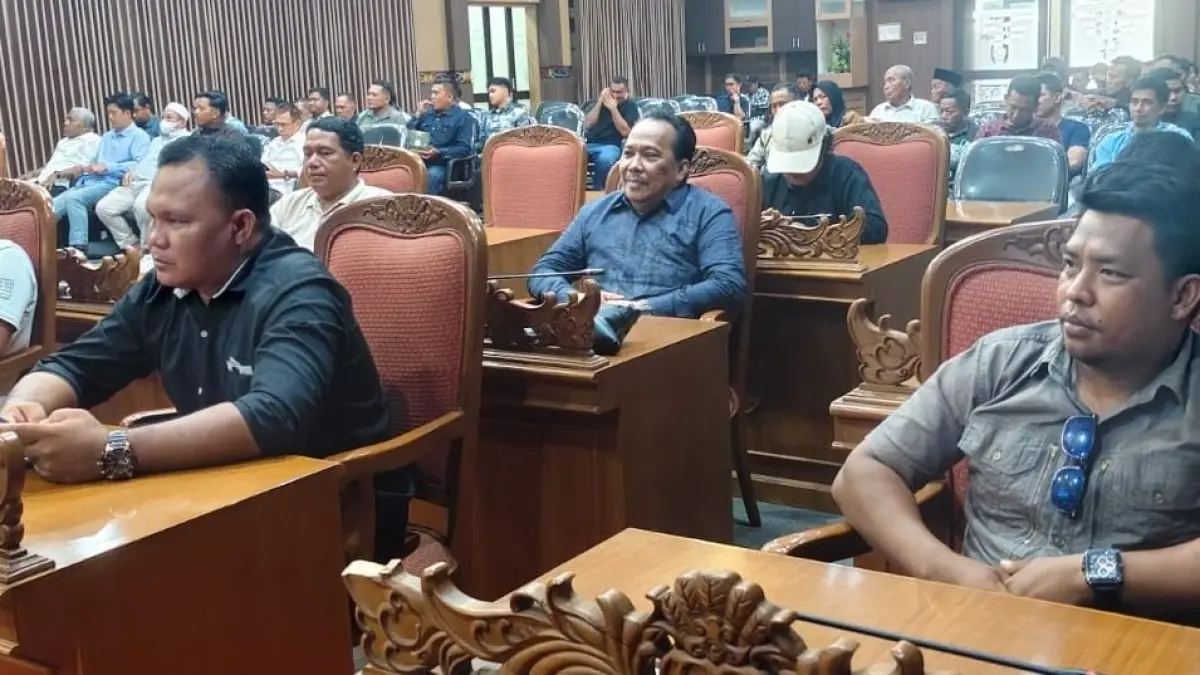 Suasana RDP di DPRD Kotim, membahas kesulitan para petani mendapatkan BBM. (istimewa)