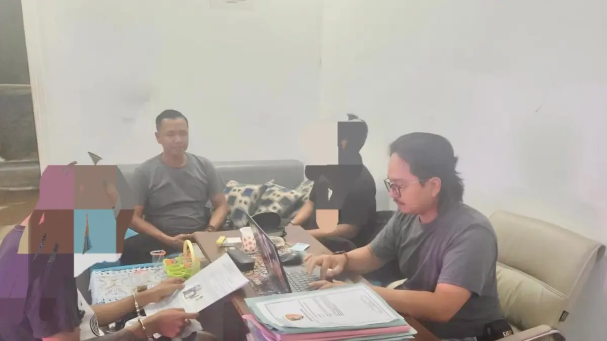 DIAMANKAN:&nbsp; Polsek Pahandut menetapkan dua pria sebagai tersangka kasus pencurian kendaraan bermotor (curanmor) yang kerap beraksi di wilayah Kota Palangka Raya. (Polsek Pahandut/Radar Sampit)
