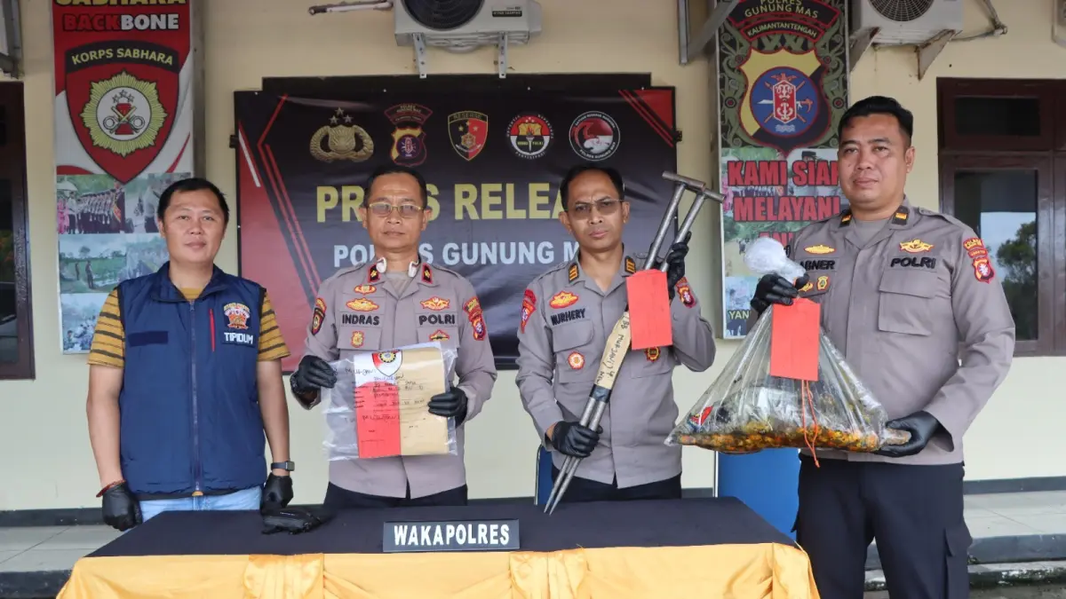 Suasana press rilis pengungkapan tindak pidana curas dan curat sepanjang Bulan Januari hingga Mei 2026, di Lobi Mapolres setempat, Sabtu (30/5). (HUMAS POLRES GUNUNG MAS)&nbsp;&nbsp;