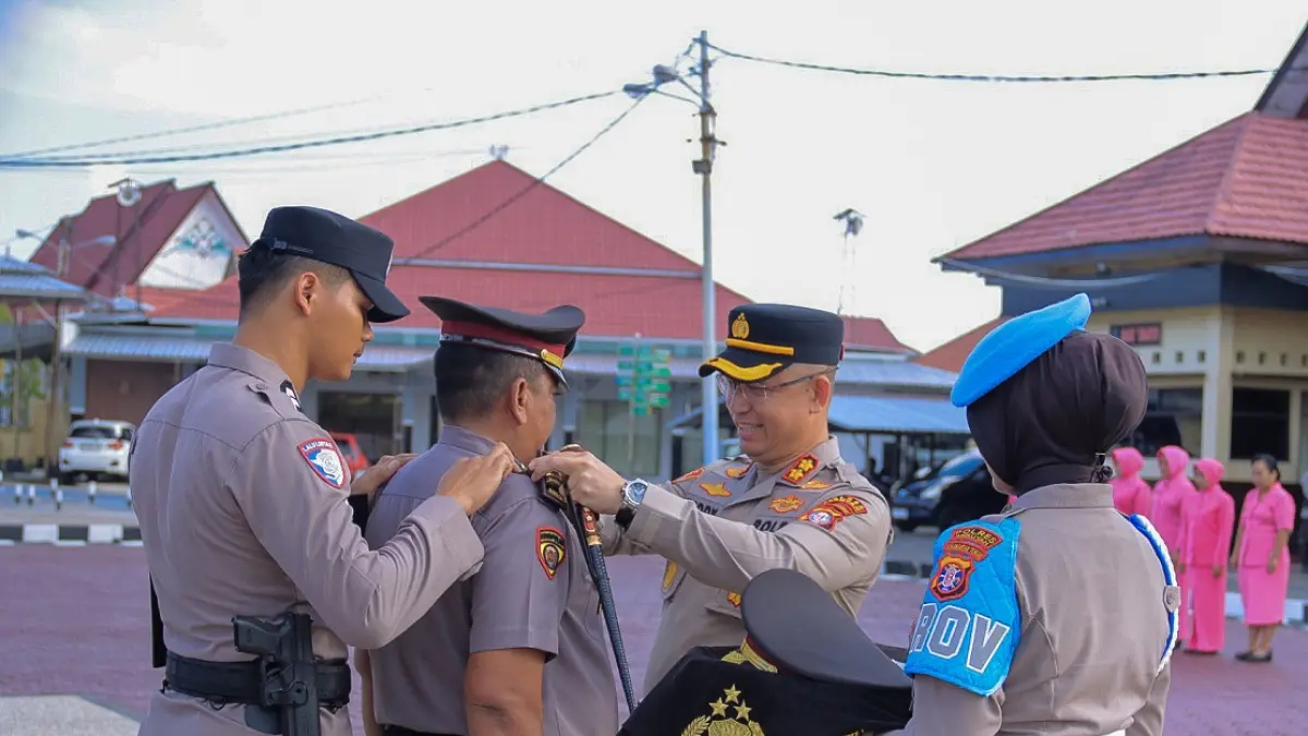 Anggota Polres Seruyan Luluk Sumarsono naik pangkat jadi kompol. (rifani/radar sampit) 