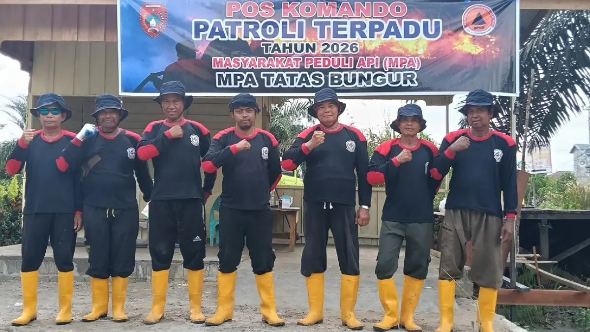 Personel MPA Tabur, Sungai Tatas, RT 26, Kelurahan Baru usai, melaksanakan giat patroli Karhutla, Sabtu 6 Juni 2026. (KOKO/RADAR SAMPIT) 


