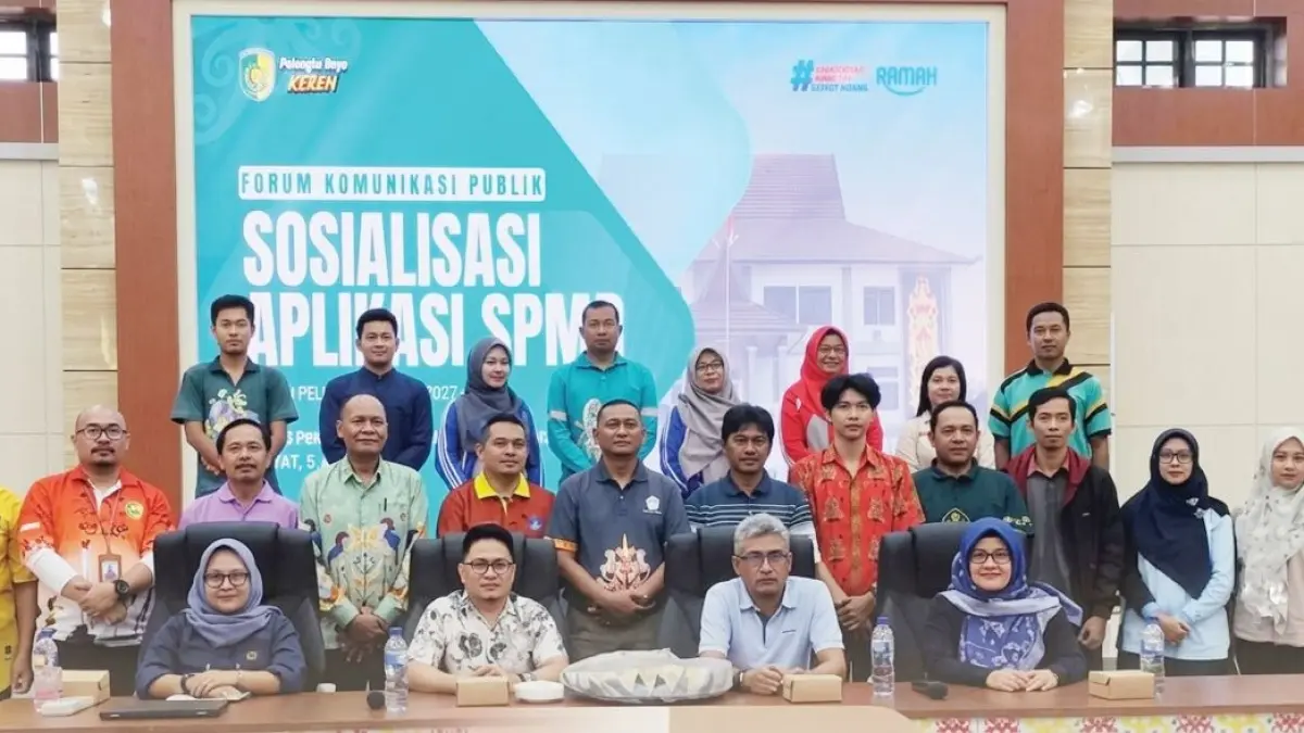 FOTO BERSAMA : Forum Konsultasi Publik dan Sosialisasi Aplikasi SPMB Online jenjang Sekolah Dasar (SD) dan Sekolah Menengah Pertama (SMP) Tahun Ajaran 2026/2027. FOTO: IST/RADAR SAMPIT