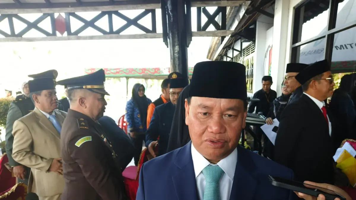 Bupati Kotim, Halikinnor, menyambut positif rencana evaluasi tersebut karena masih banyak daerah yang belum mampu memenuhi batas belanja pegawai maksimal 30 persen.  (Akbar/Radar Sampit)