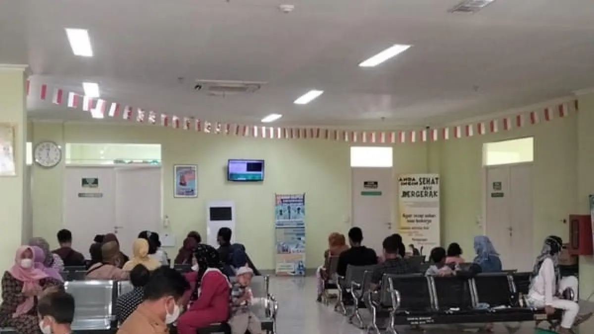 Ruang tunggu pasien rawat jalan RSUD dr Murjani Sampit. (YUNI/RADAR SAMPIT)&nbsp;