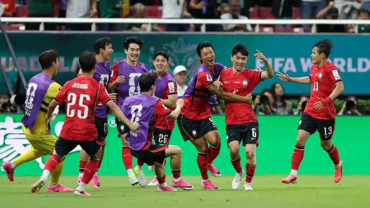 Timnas Korea Selatan merayakan kemenangan laga perdana Piala Dunia 2026, versus Republik Ceko, Jumat (12/6) pagi WIB.(net)