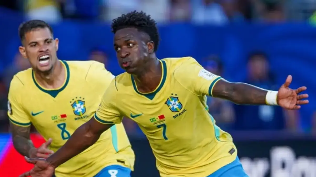 Vinicius Jr merayakan selebrasi usai mencetak gol untuk Brasil. (Istimewa/Jawapos)