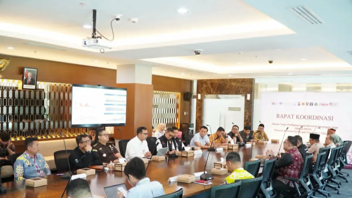 Otoritas Jasa Keuangan (OJK) Provinsi Kalteng bersama Satuan Tugas Pemberantasan Aktivitas Keuangan Ilegal (Satgas PASTI) Provinsi Kalimantan Tengah menggelar Rapat Koordinasi Semester I Tahun 2026,baru-baru tadi.(istimewa)

 