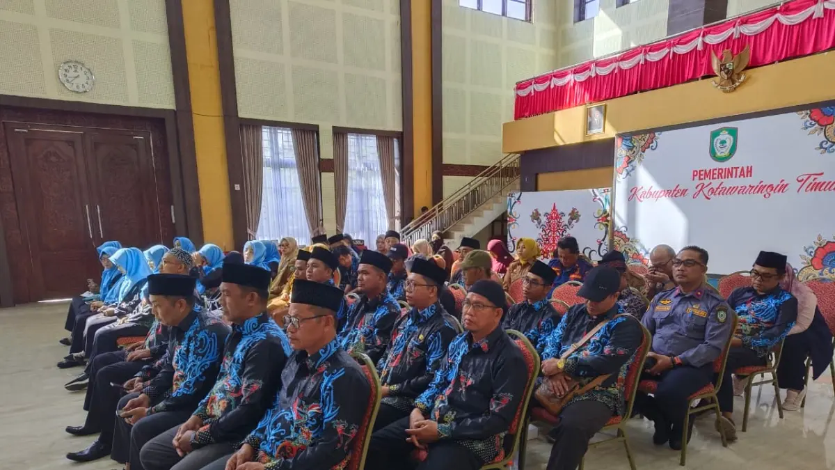 Peserta asal Kotim yang akan mengikuti MTQ VIII Korpri Tingkat Provinsi Kalimantan Tengah Tahun 2026 di Kabupaten Murung Raya.  (Akbar/Radar Sampit)