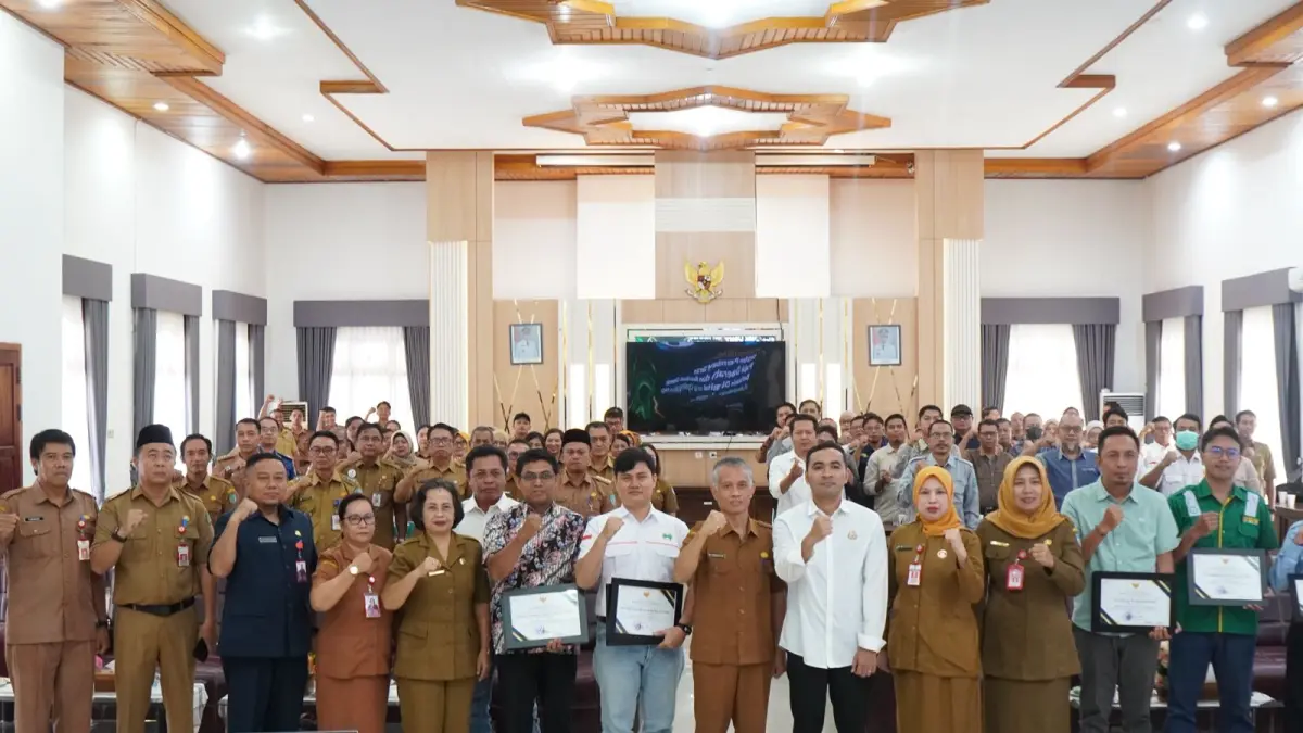 Pemerintah Kabupaten Lamandau menggelar High Level Meeting Tim Percepatan dan Perluasan Digitalisasi Daerah (TP2DD) Tahun 2026 sekaligus sosialisasi sistem pembayaran pajak dan retribusi daerah berbasis digital di Nanga Bulik, Selasa (23/6). 