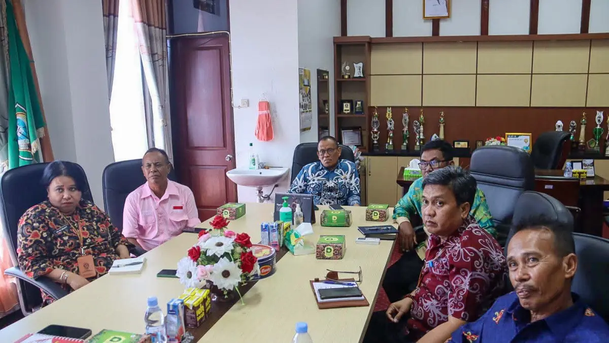 Rapat membahas rencana pembangunan markas Batalyon Infanteri Teritorial Pembangunan di Seruyan. (istimewa)