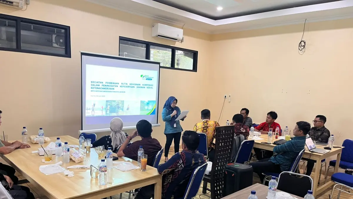 BPJS Ketenagakerjaan Pangkalan Bun terus memperkuat peran mitra strategis dalam memperluas cakupan jaminan sosial ketenagakerjaan. Salah satunya melalui kegiatan pembinaan rutin bagi Mitra Keagenan Korporasi yang bertujuan meningkatkan kompetensi, kualitas layanan. 