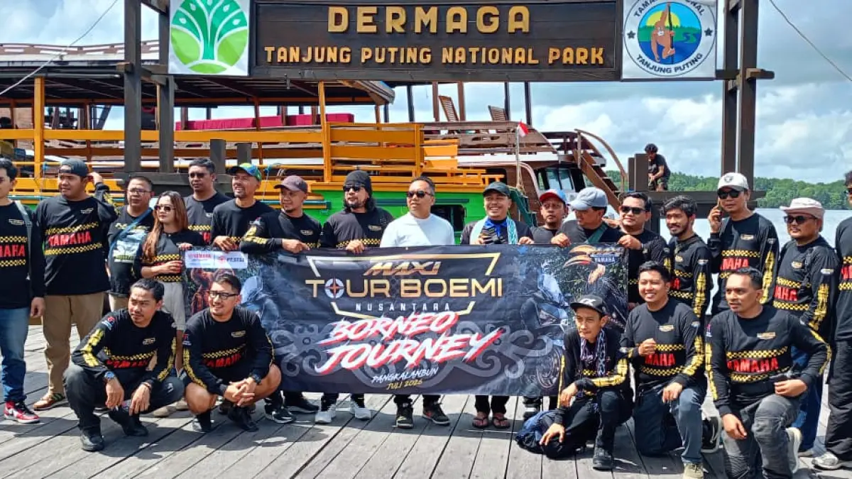 Peserta Tour Boemi Nusantara berada di Dermaga Taman Nasional Tanjung Puting, Minggu 5 Juli 2026. (Heru Prayitno/Radar Sampit)