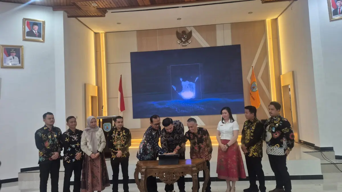 LAUNCHING: Bupati Lamandau Rizky Aditya Putra saat peluncuran tujuh aksi perubahan kinerja organisasi hasil Pelatihan Kepemimpinan Administrator (PKA) Angkatan II Tahun 2026.